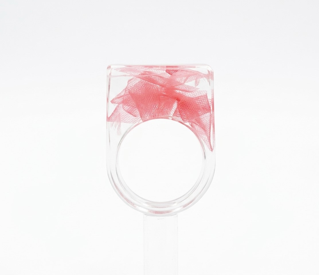 Resin Hesinki blog party ring by kohtakotona helo helsinki